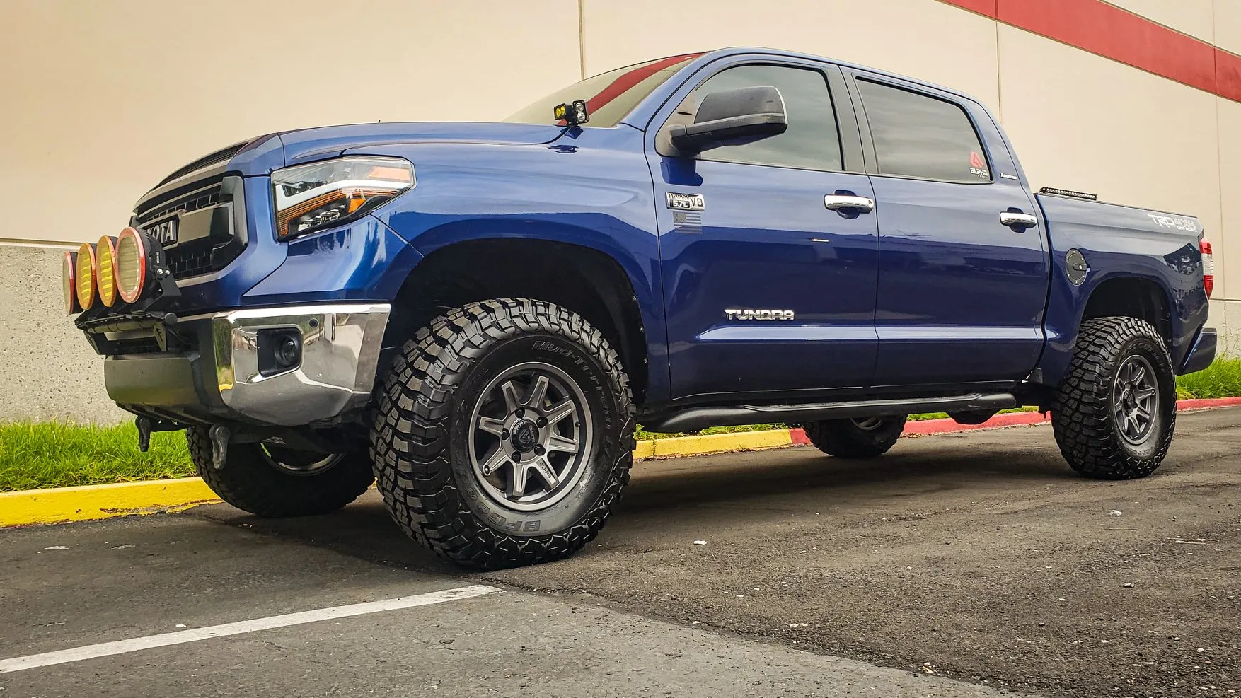ALPHAequipt - Command 17" Wheels