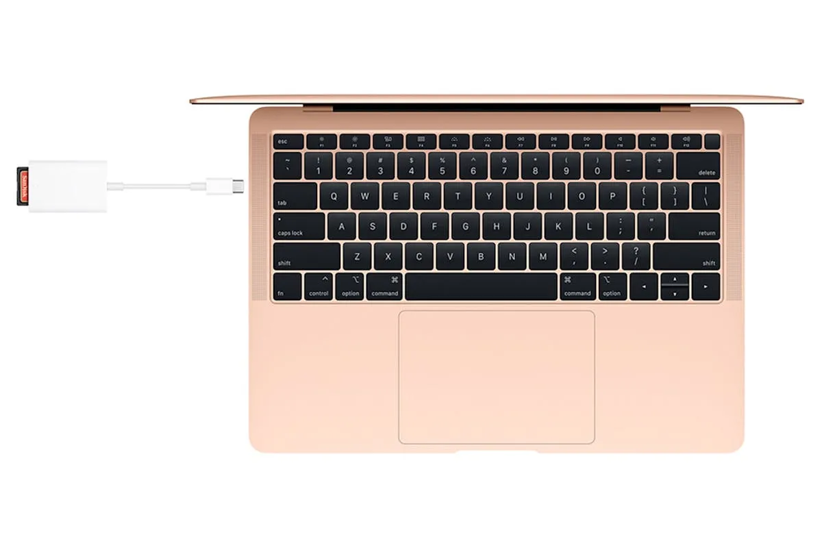 Apple USB-C to SD Card Reader