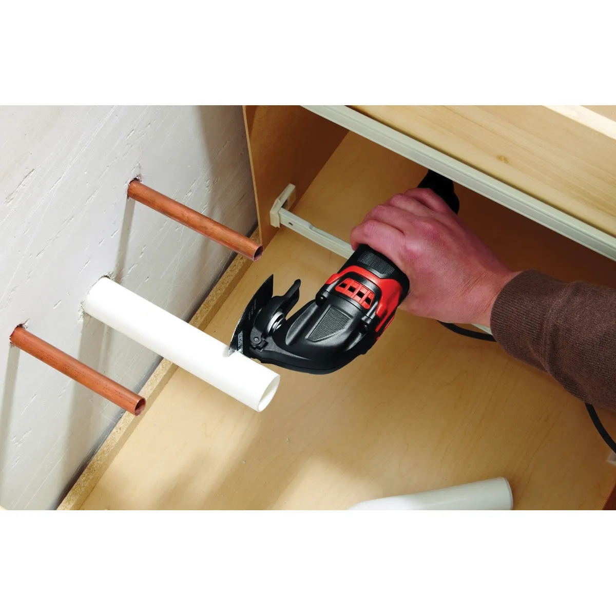 Black Decker BD200MTB Oscillating Multi-Tool, 2 A, 10,000 to 20,000 rpm Speed