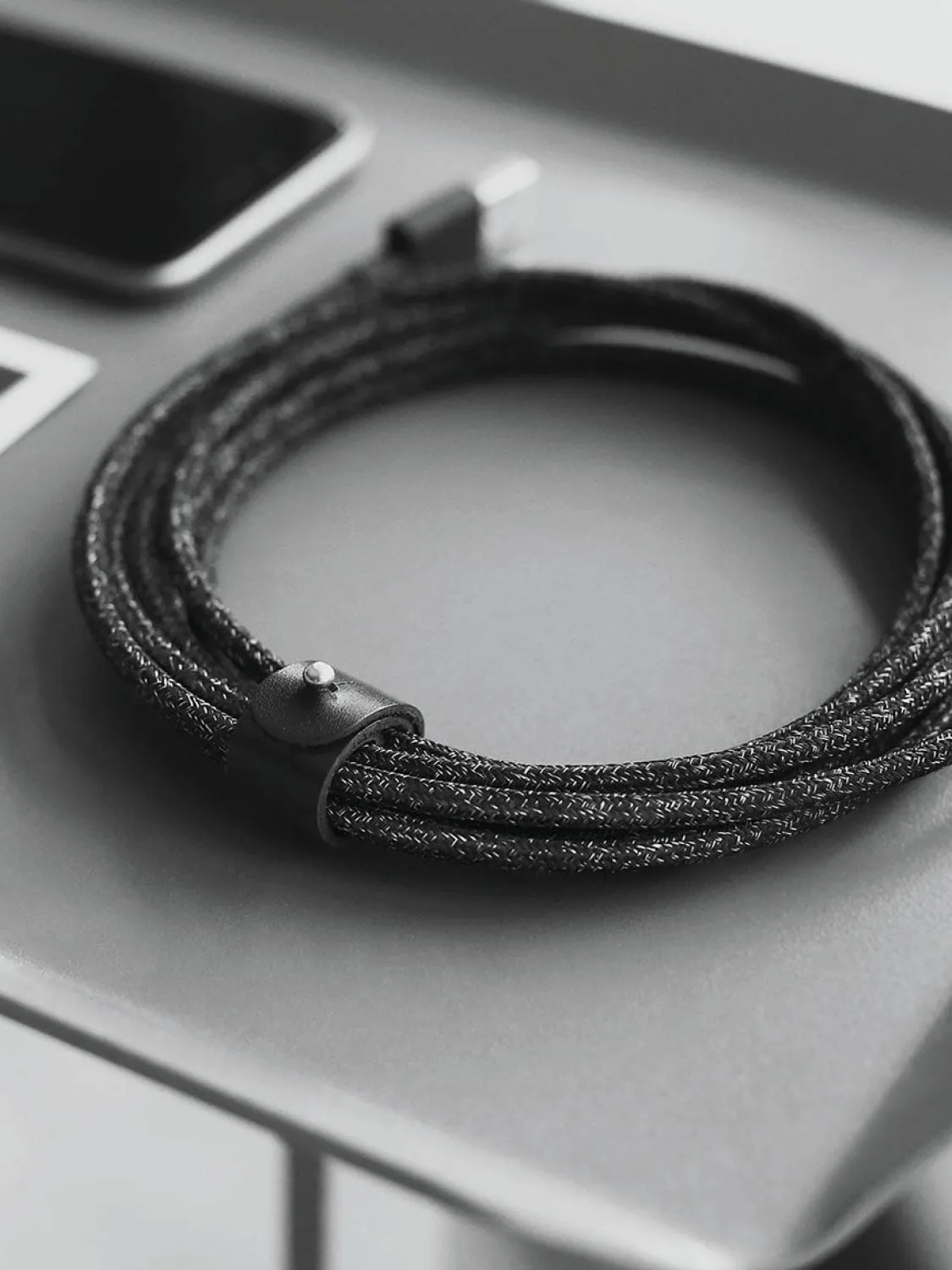 Native Union Belt Cable Apple Lightning Cosmos Black XL