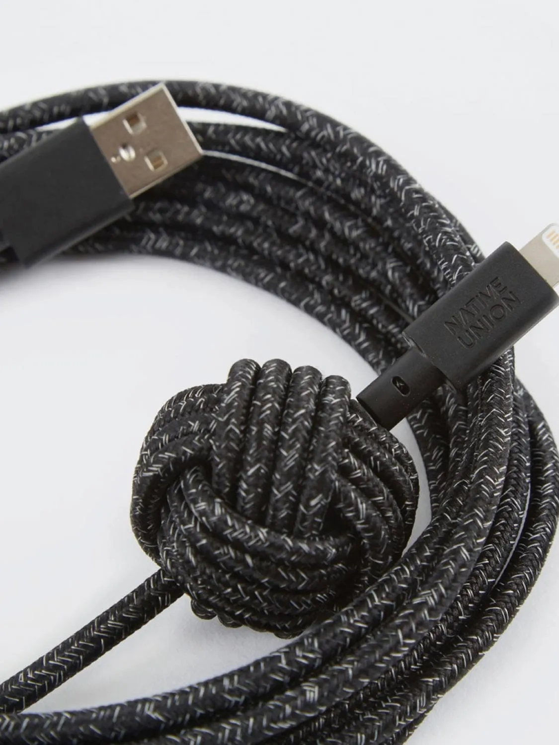 Native Union Night Cable Apple Lightning Cosmos Black XL