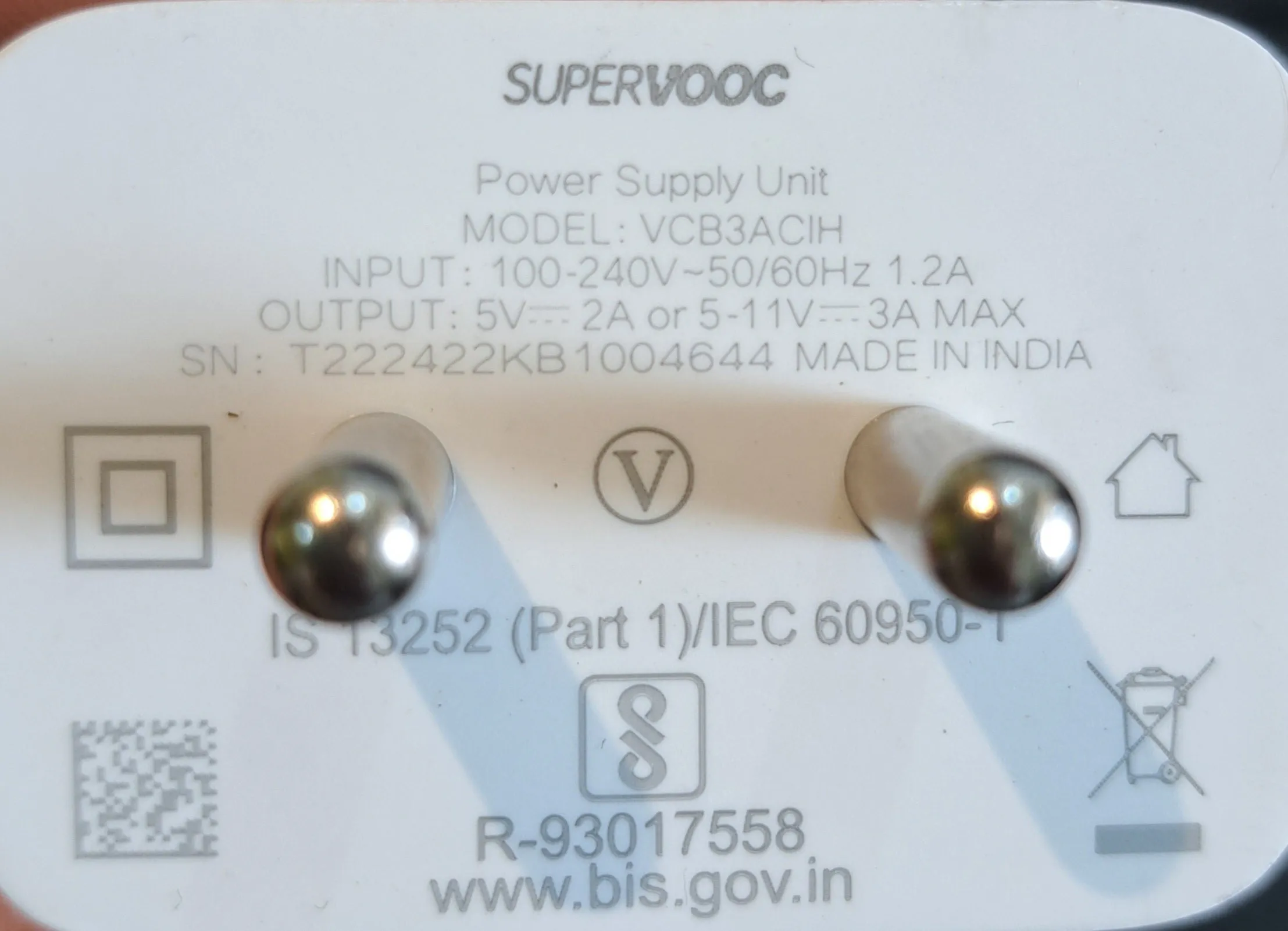 Oppo Reno 7z SUPERVOOC 33W Fast Mobile Charger With Type-C Cable White