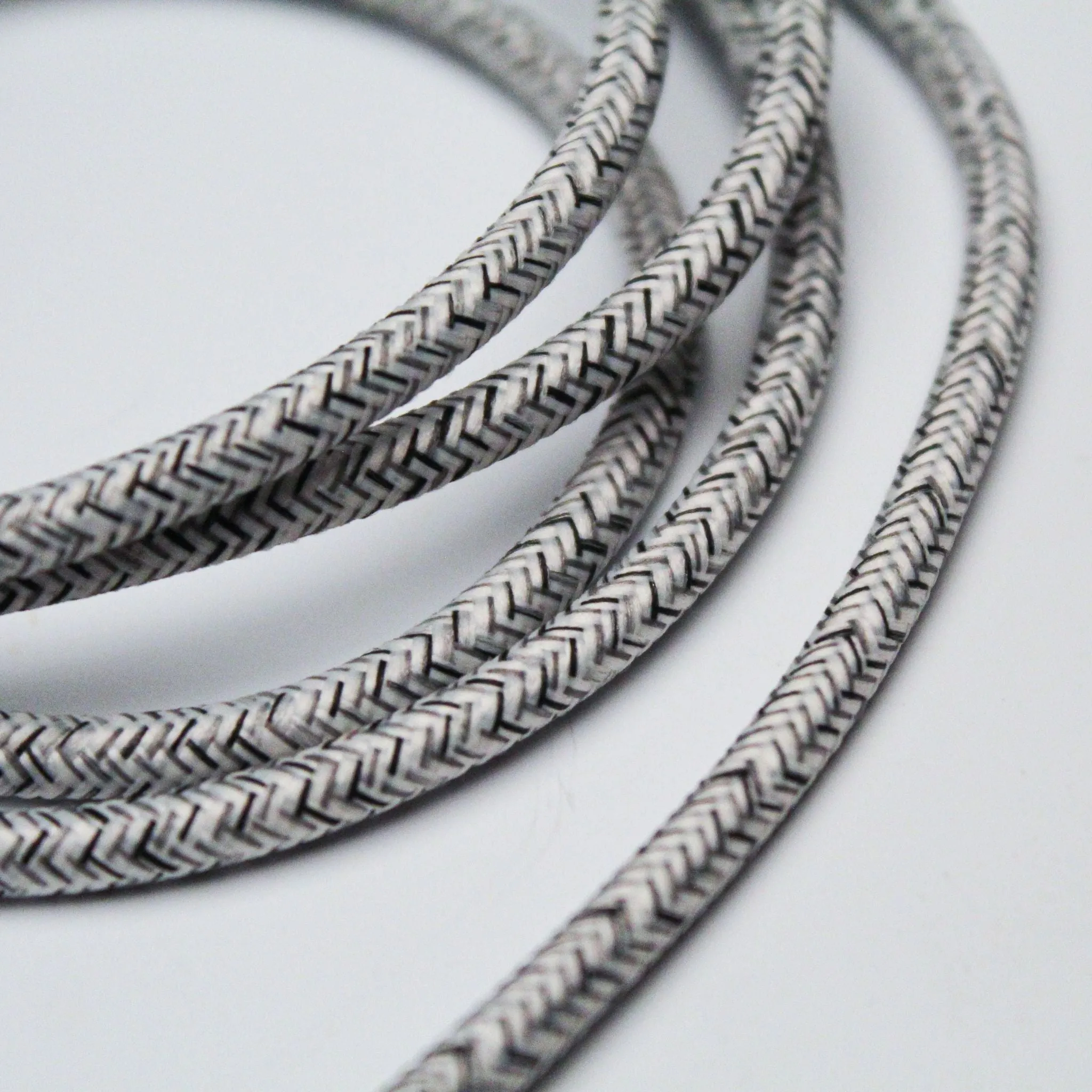 Reinforced Ethical Charging Cable, Lightning