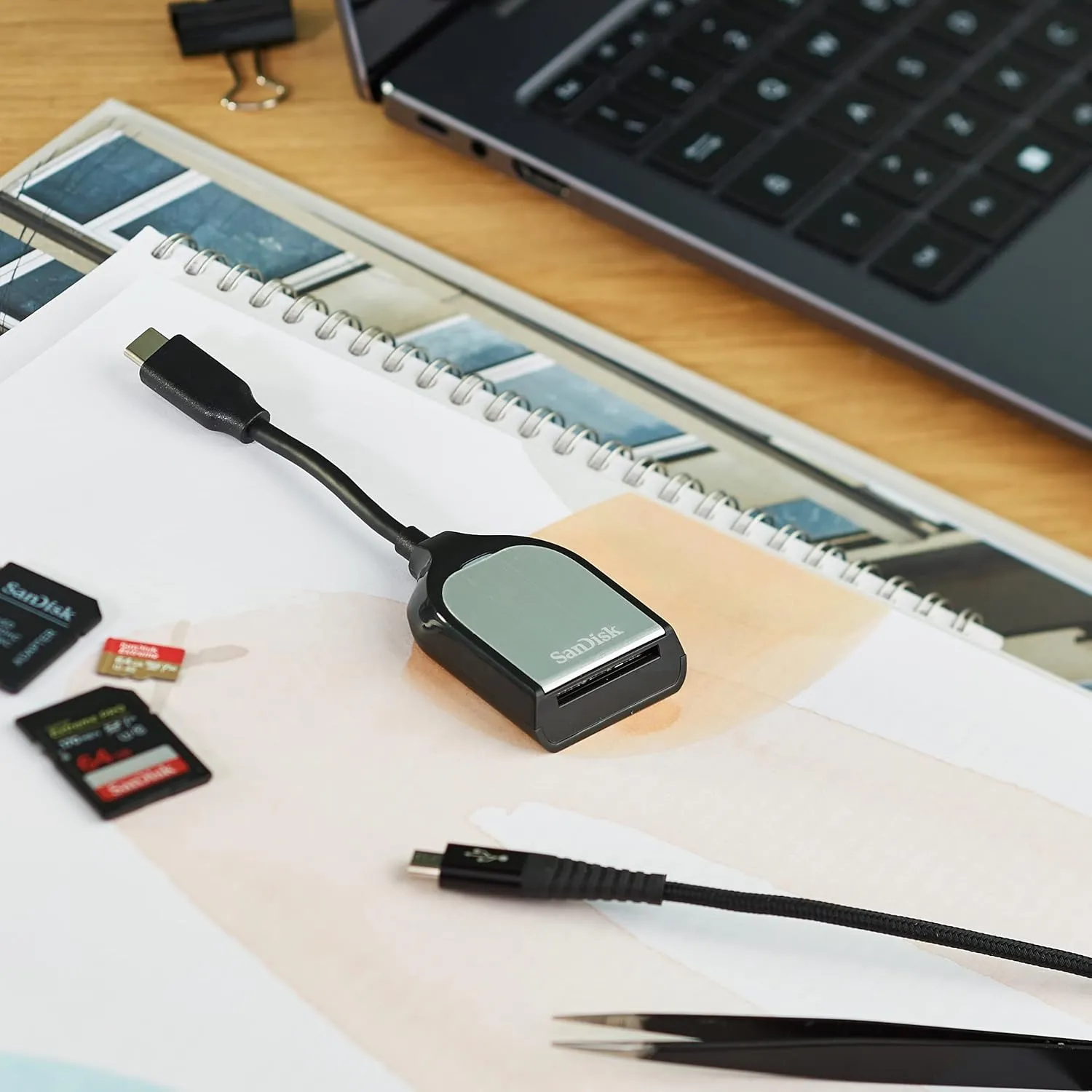 SanDisk Extreme PRO SD UHS-II (USB C) 讀/寫卡機 SDDR-409-G46 783-1363