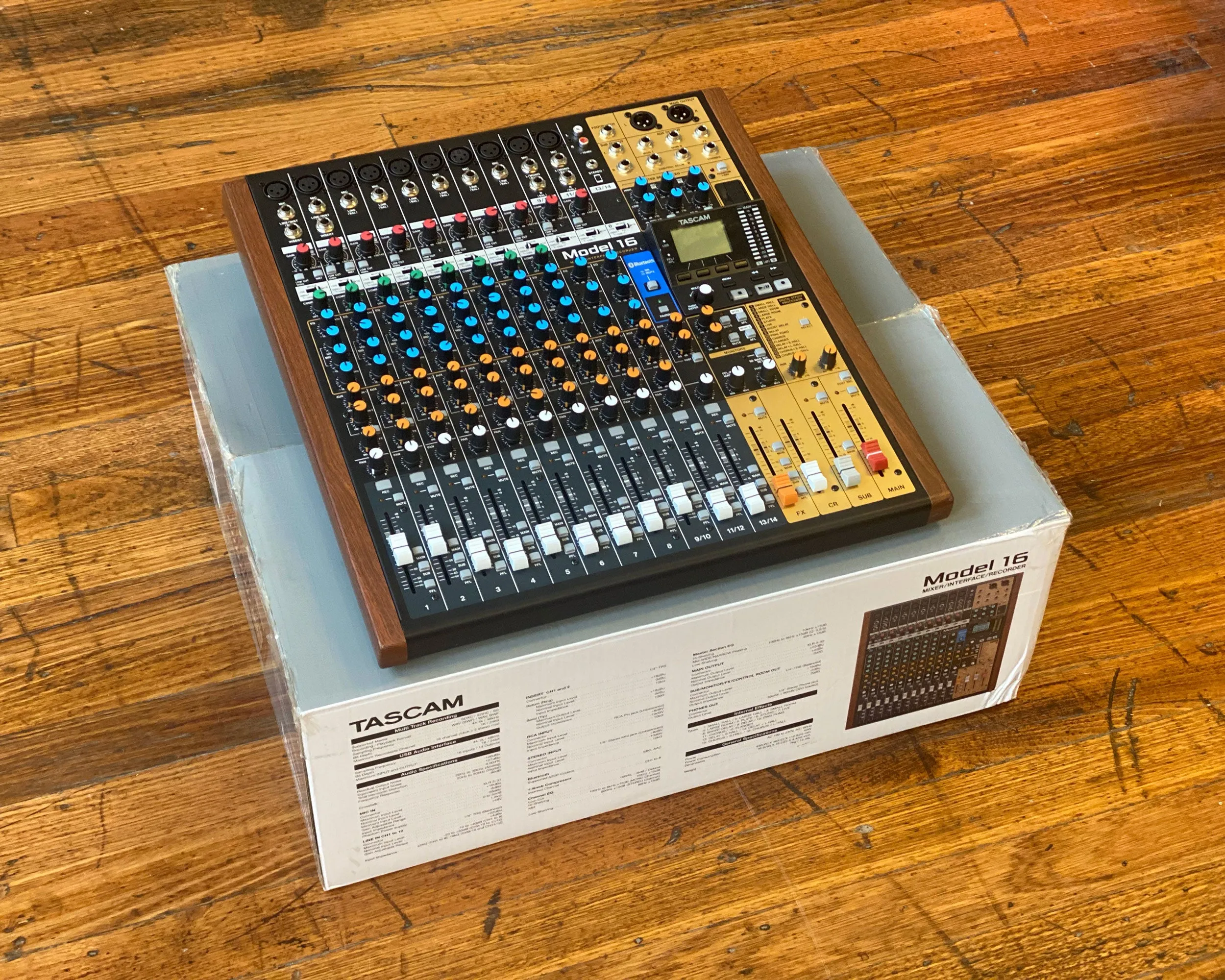 Tascam Model 16