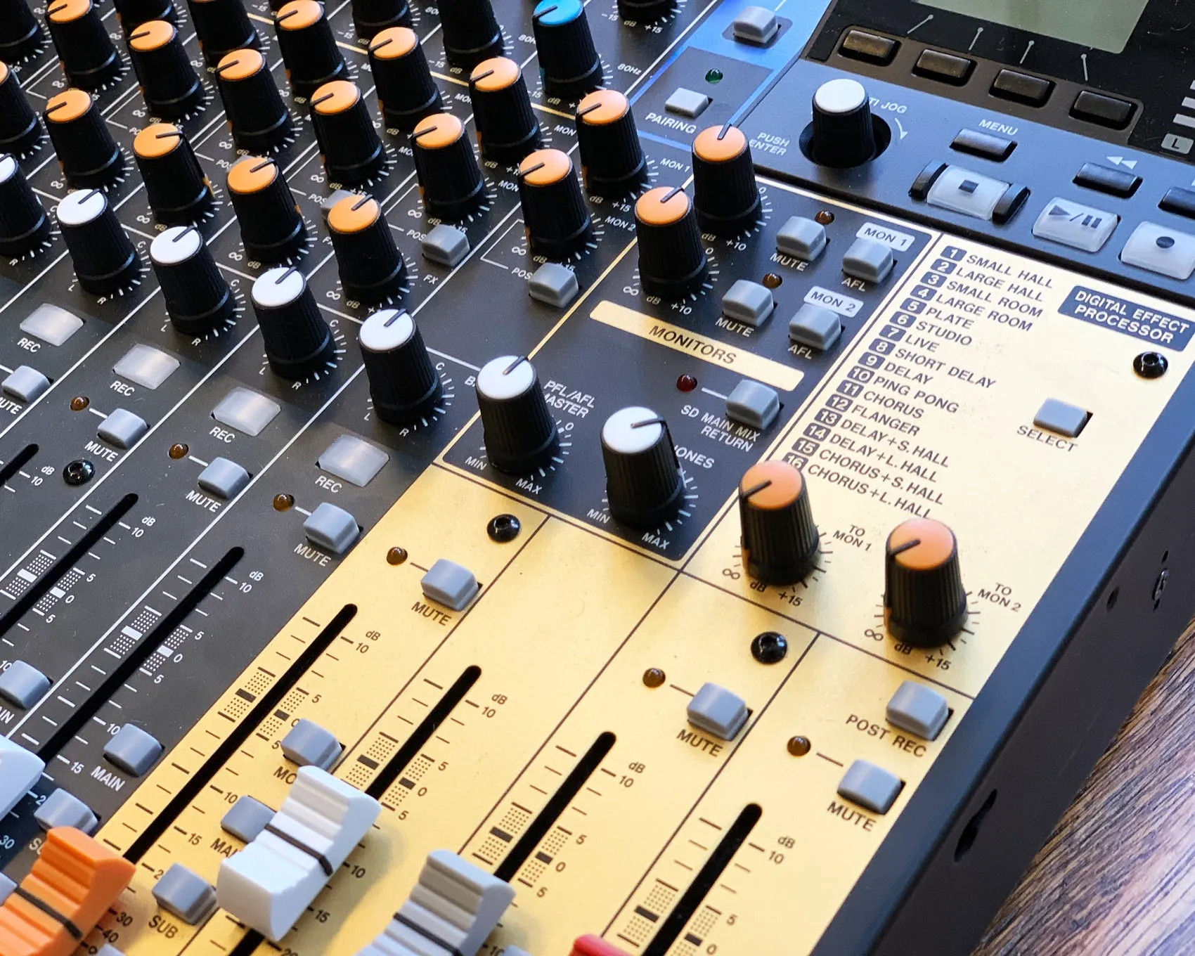 Tascam Model 16