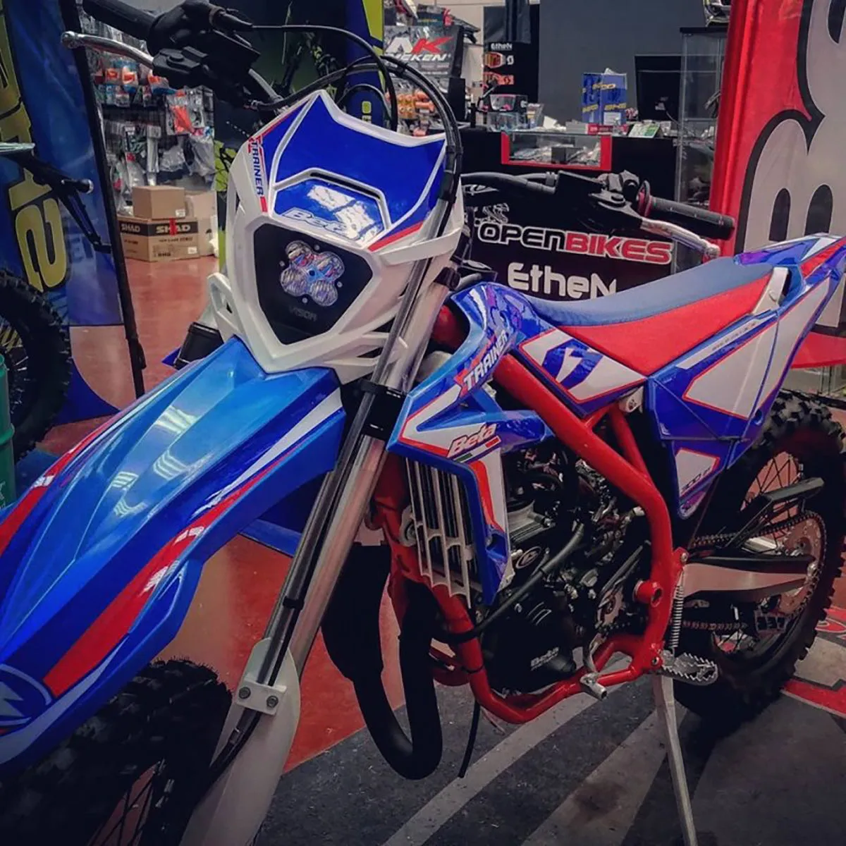Visor Headlight (Beta 2020-2023)