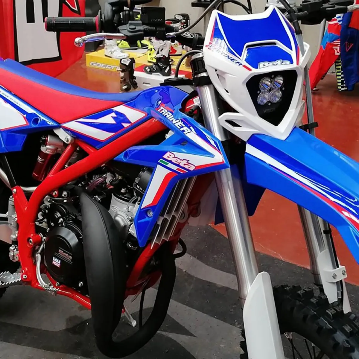 Visor Headlight (Beta 2020-2023)