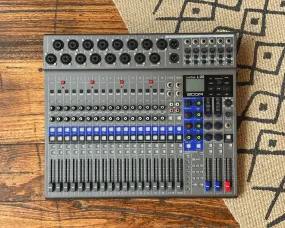 Zoom Livetrak L-20